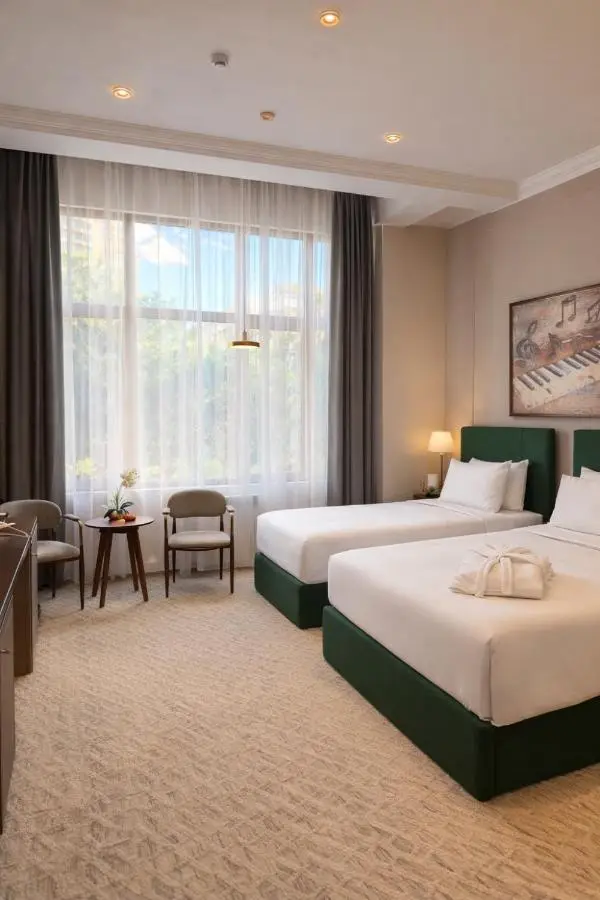 Maestro Address Hotel