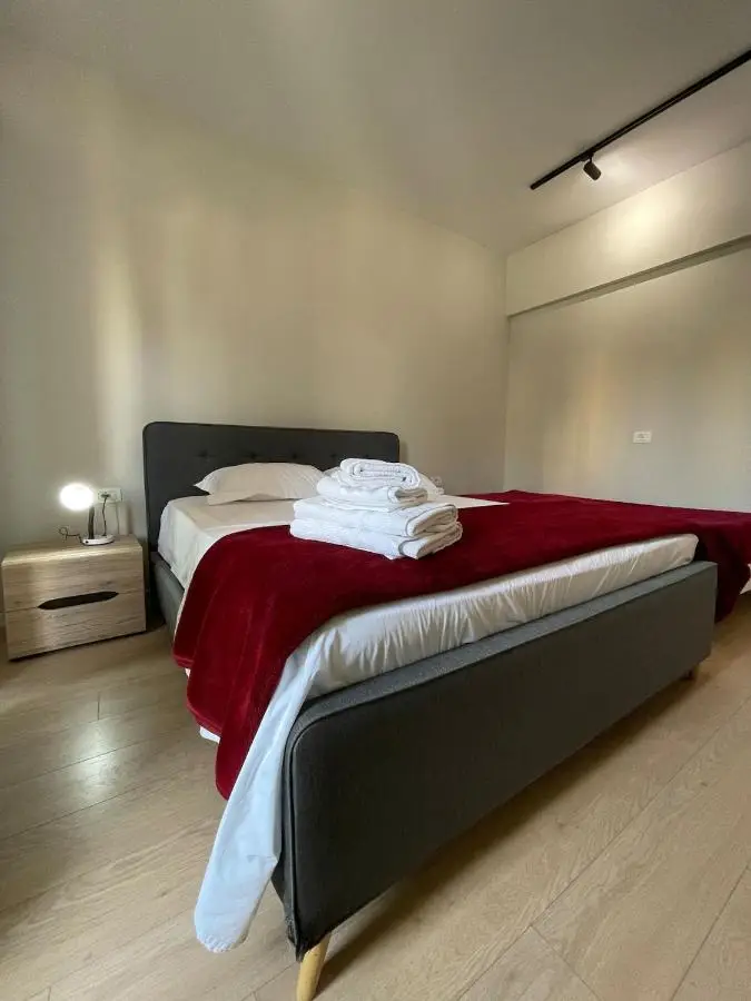 Museum Center One Bedroom App - ENJOY TRAVEL