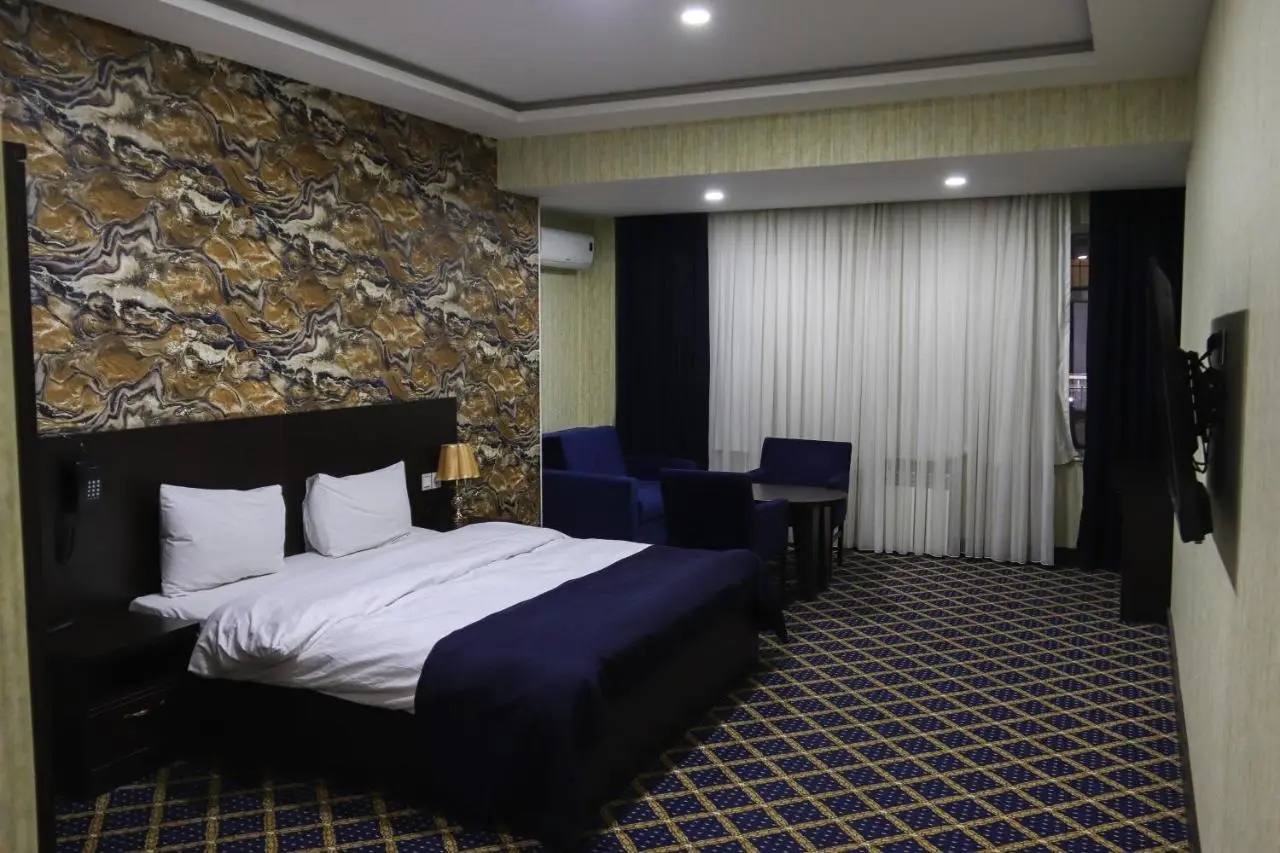 Kristal Inn Hotel