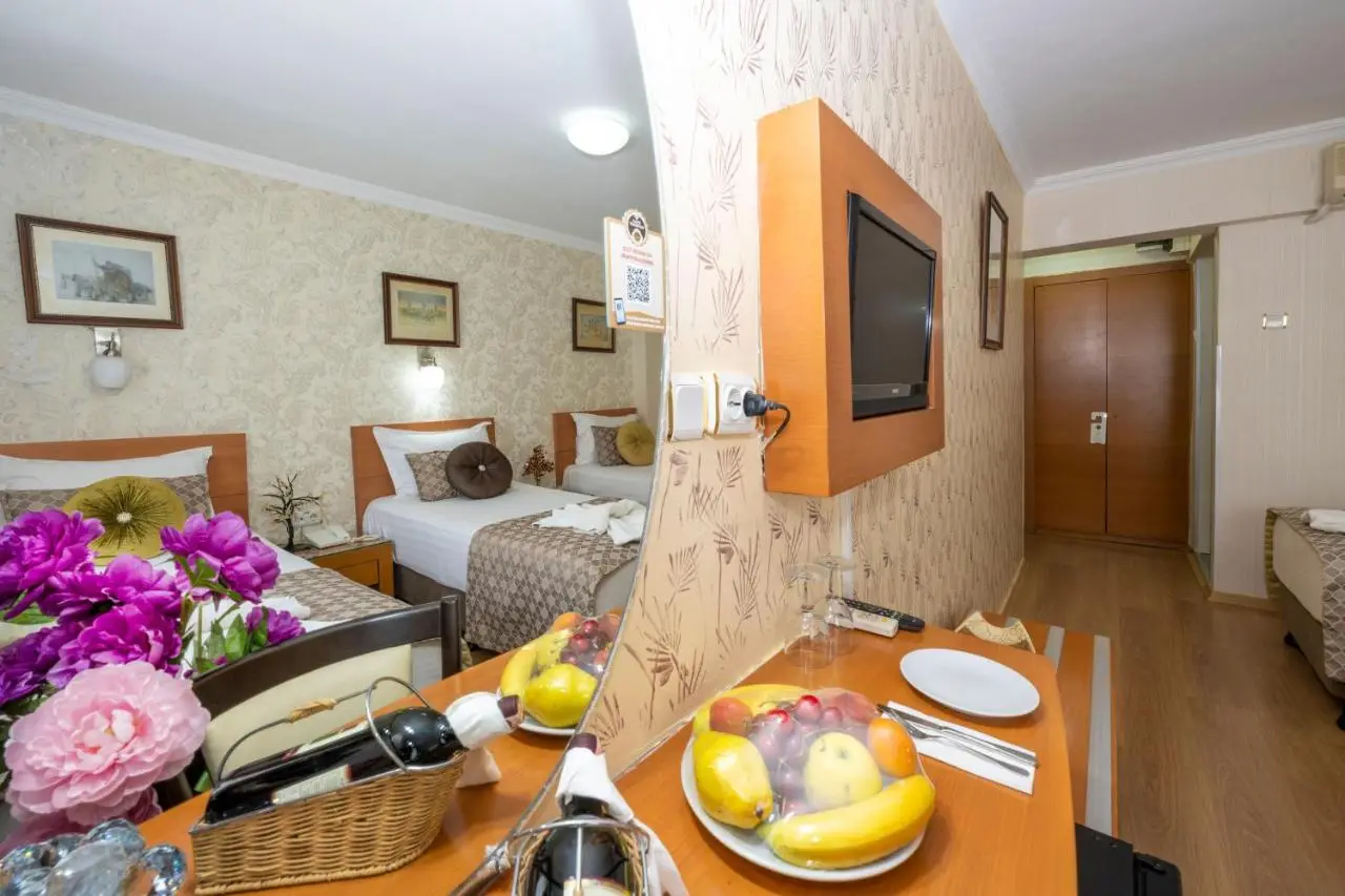 Grand Ons Hotel
