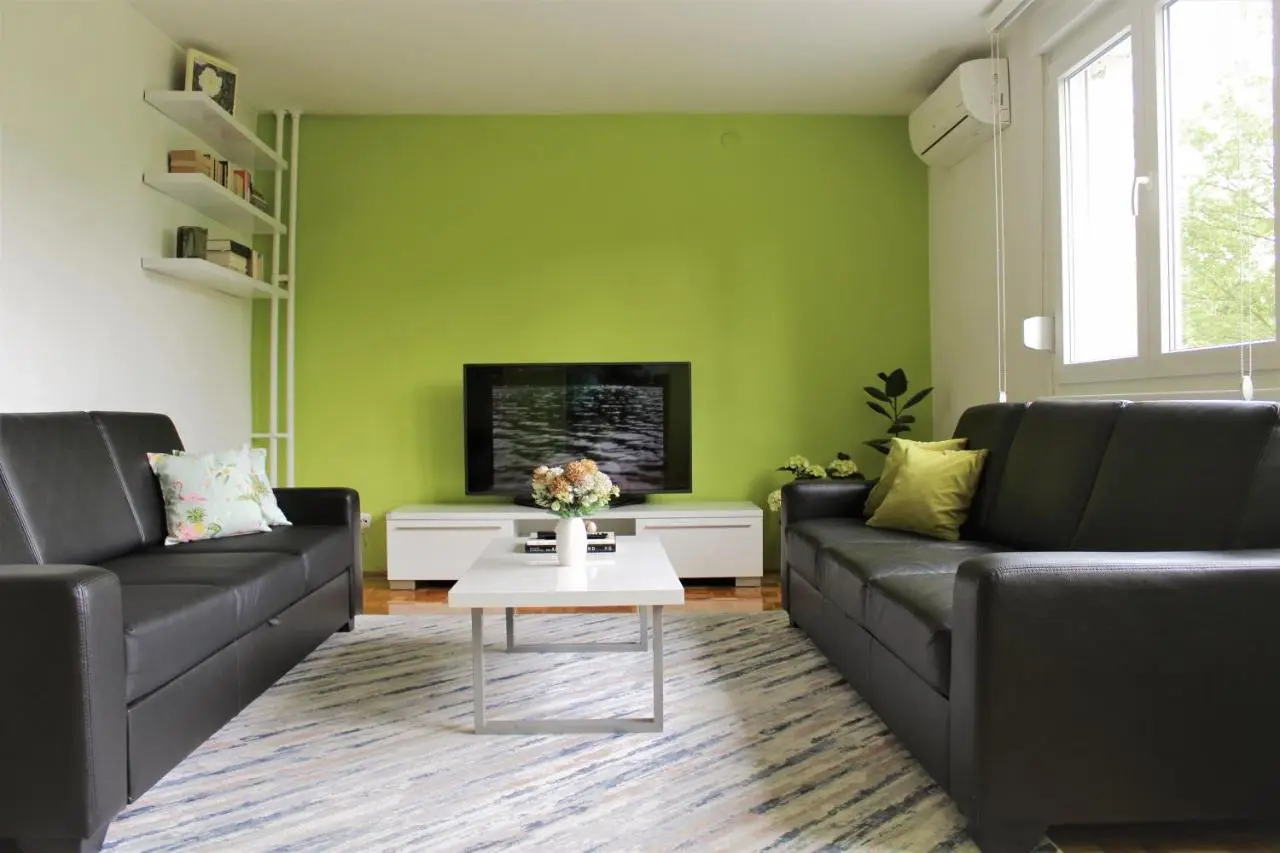 GREEN Apartment