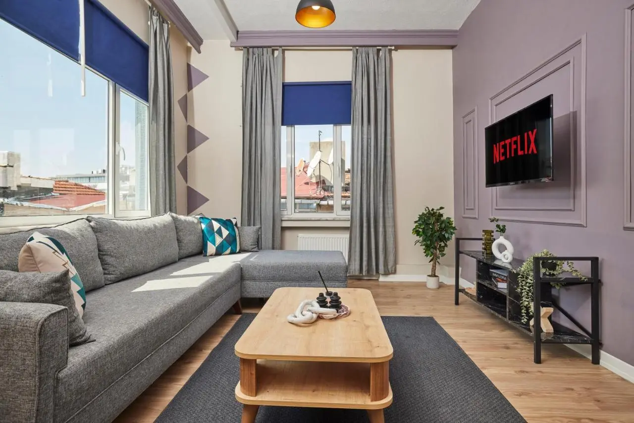 Comfortable 2BR Flat in Nişantaşı Near Metro