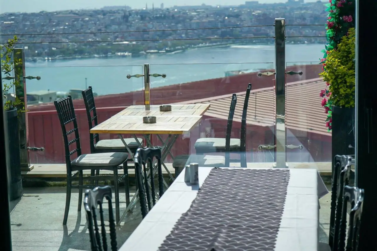 Hotel Troya