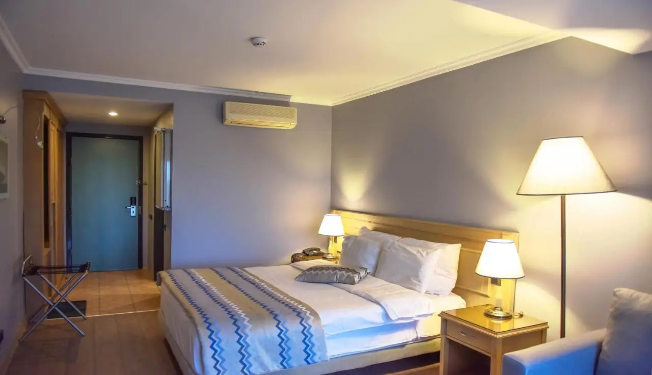 Denizatı Plus Hotel