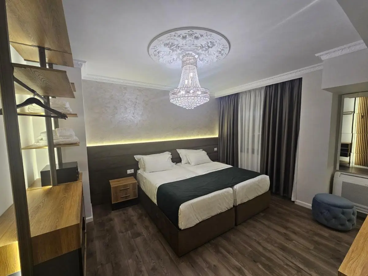 NS Luxury Suites