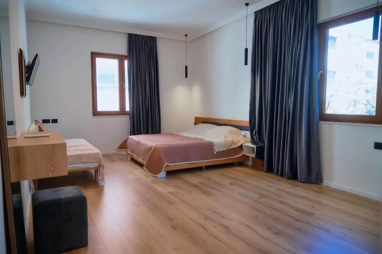 Kalpazo Inn Tirana