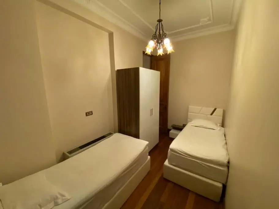 Aslan Residence