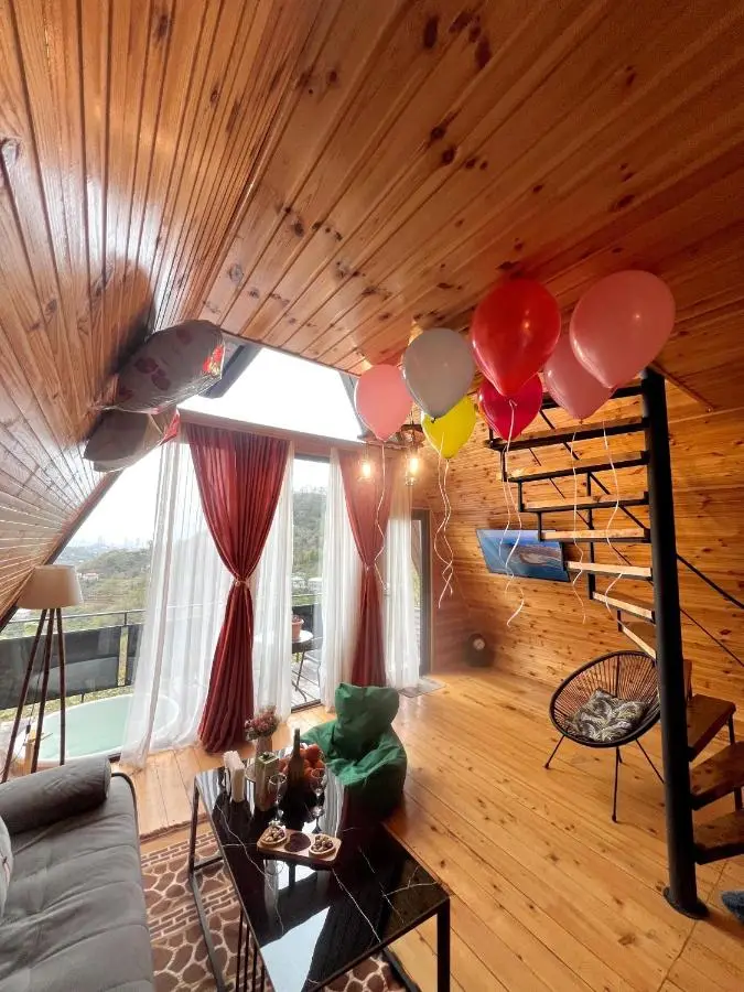 Wayside Cottage Livia