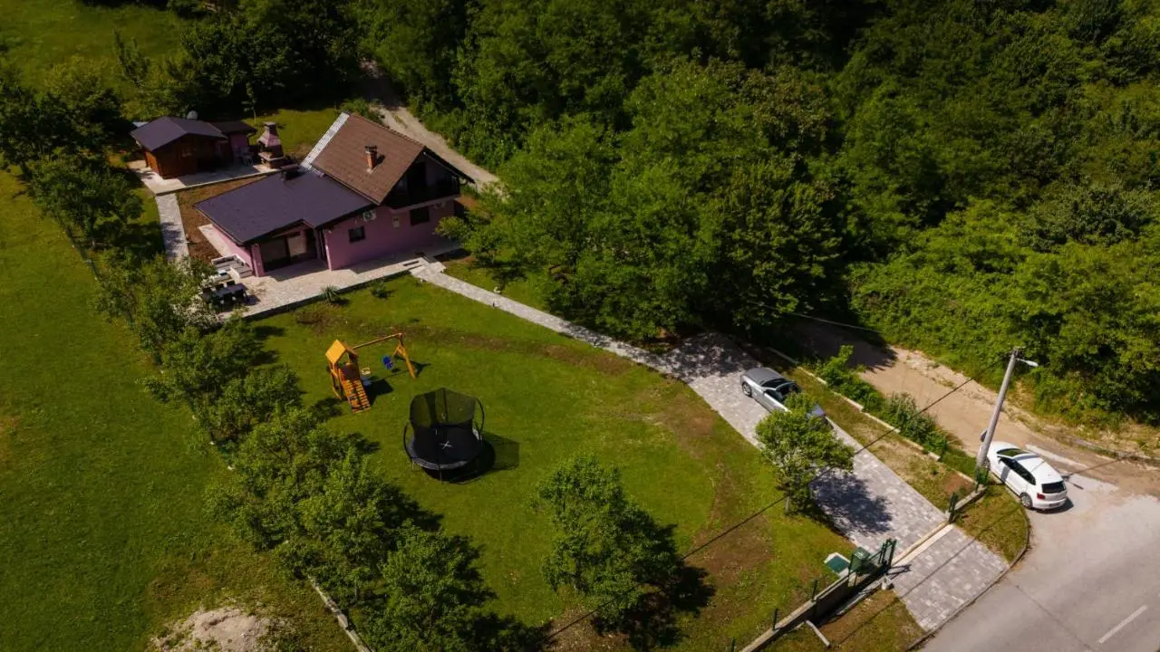 Villa Ella