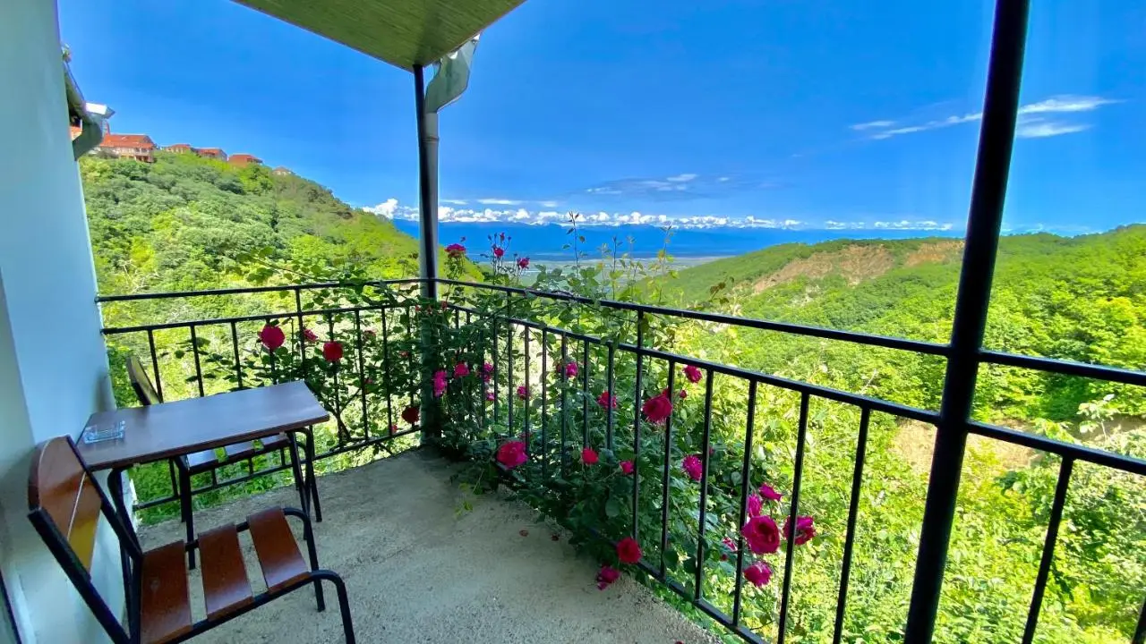 Lia's Guest House