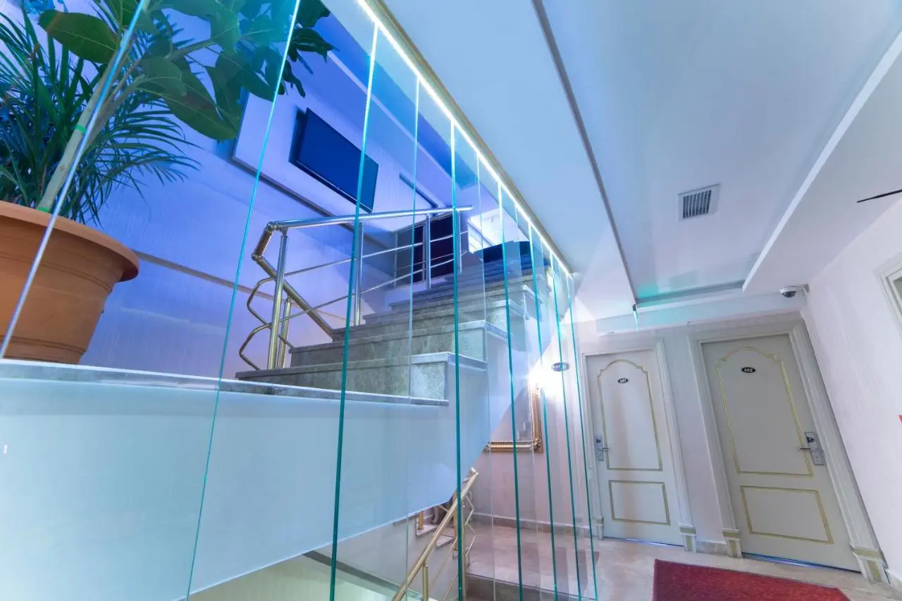 Parmada Hotel