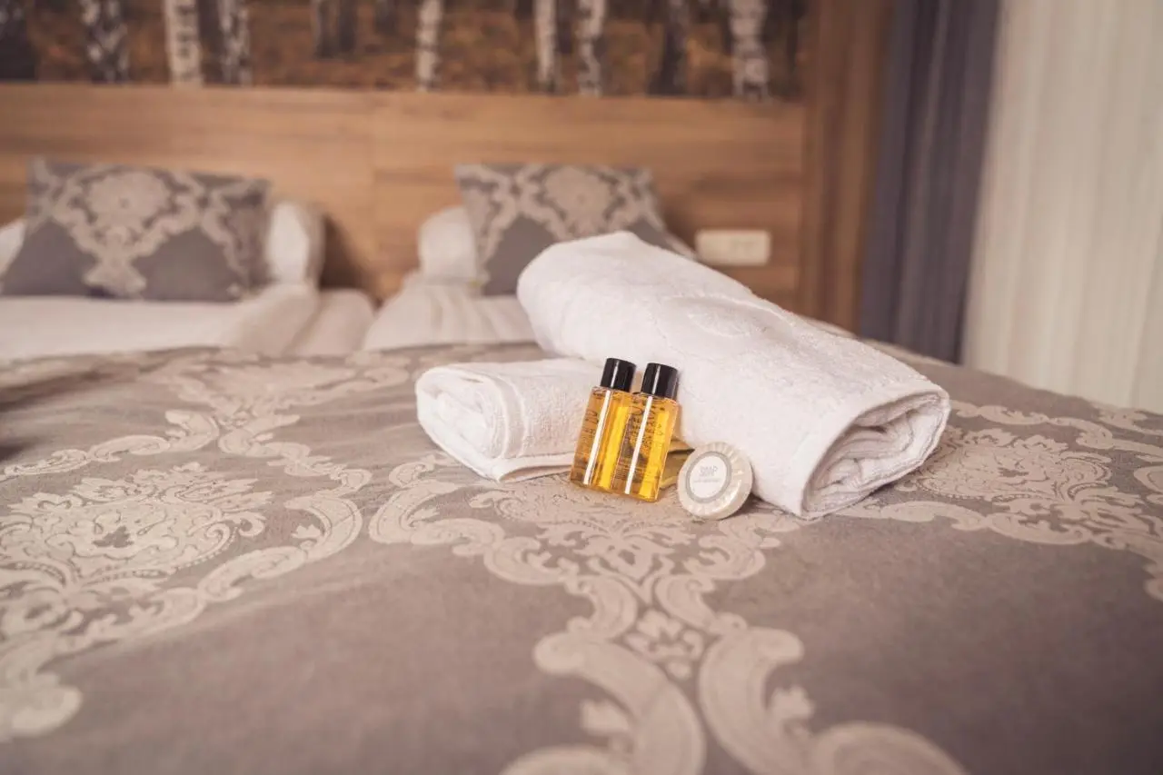 Hotel Tazz - River Front Oasis Collection