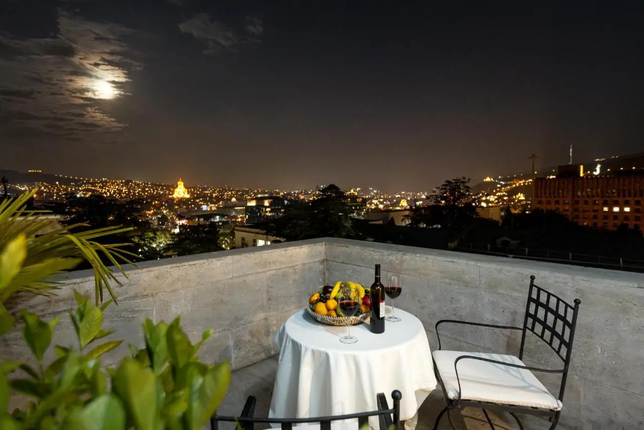 Citrus Hotel