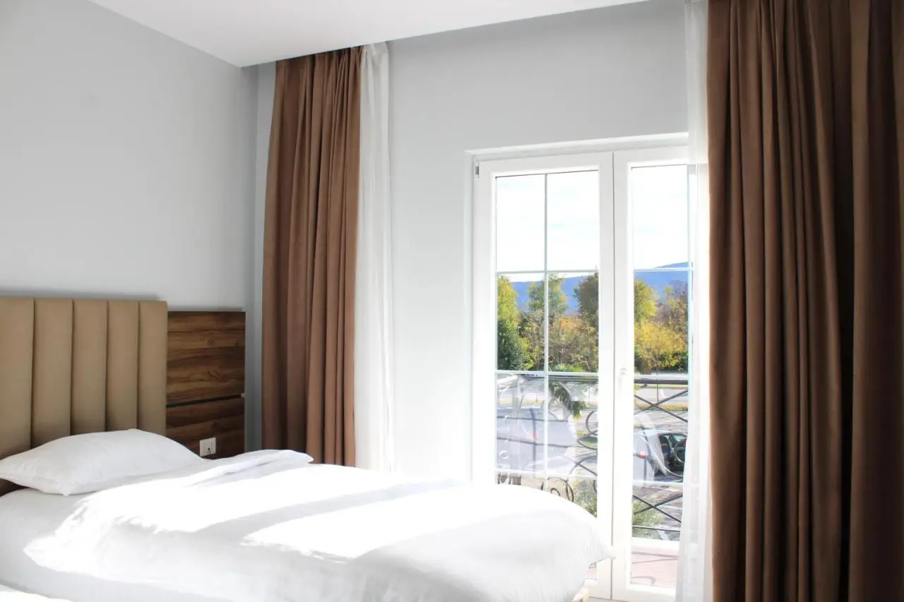 Gardenland Resort