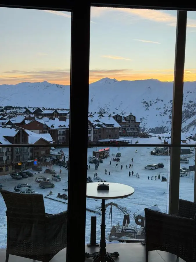 Atrium, new Gudauri