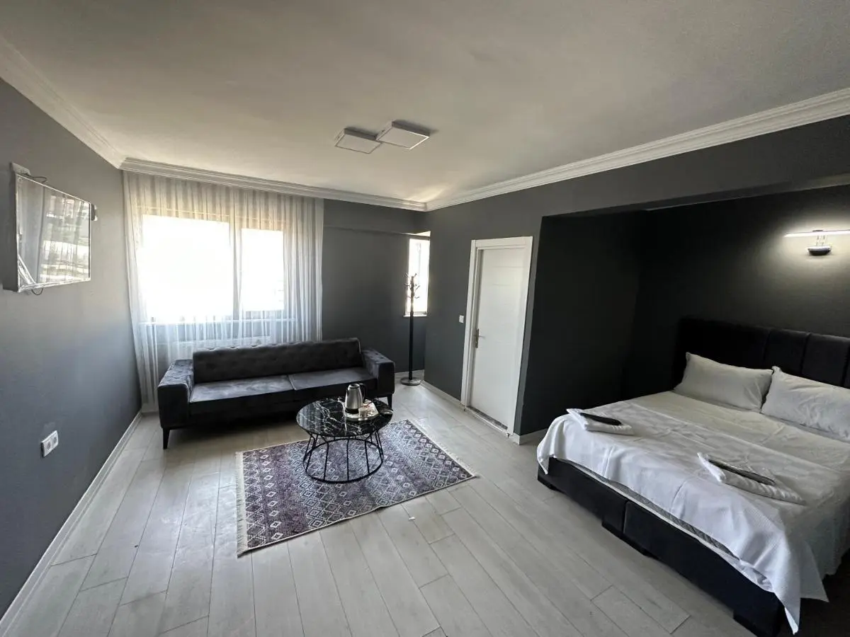 KRAL GRAND OTEl