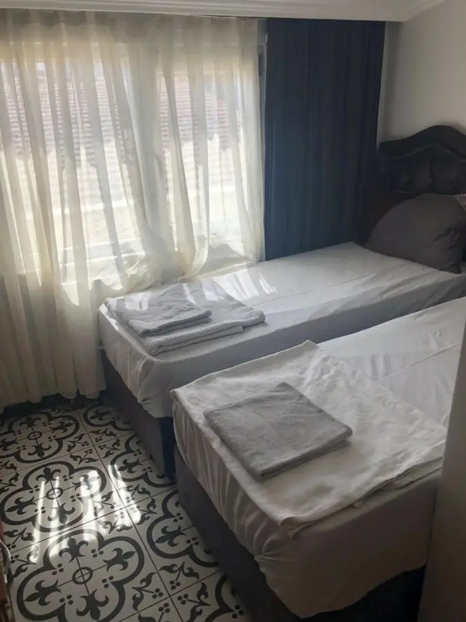 Reydel Hotel