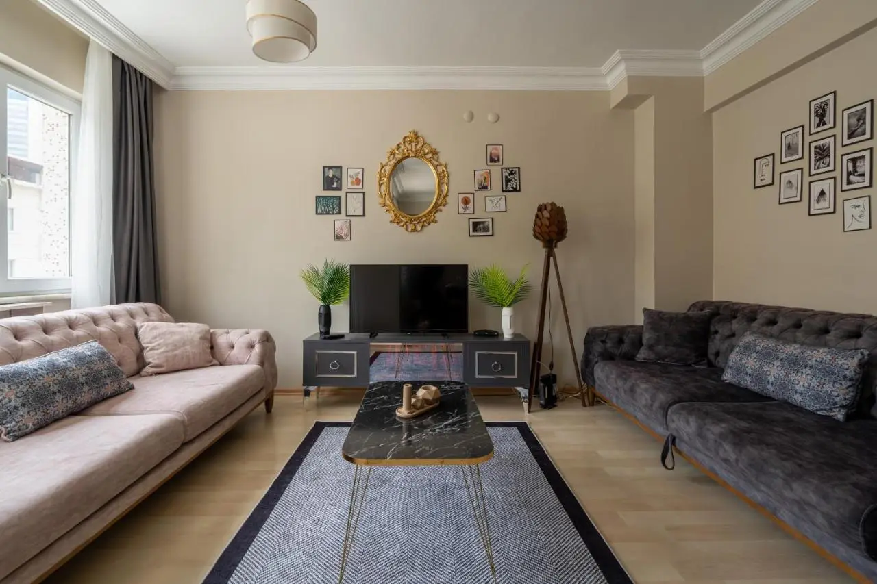 Beşiktaş And Şişli Luxury Central Flat