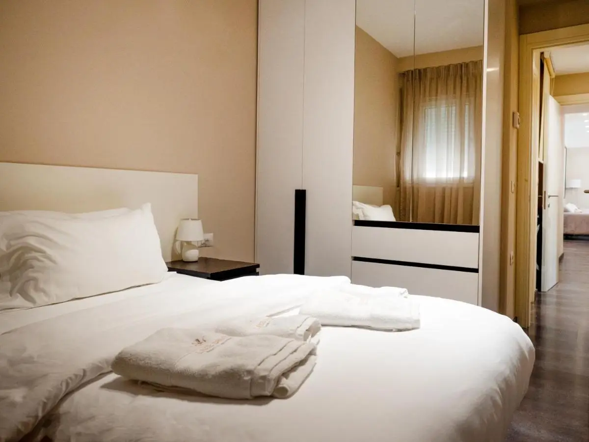 Lake Drive Rooms&Apartments