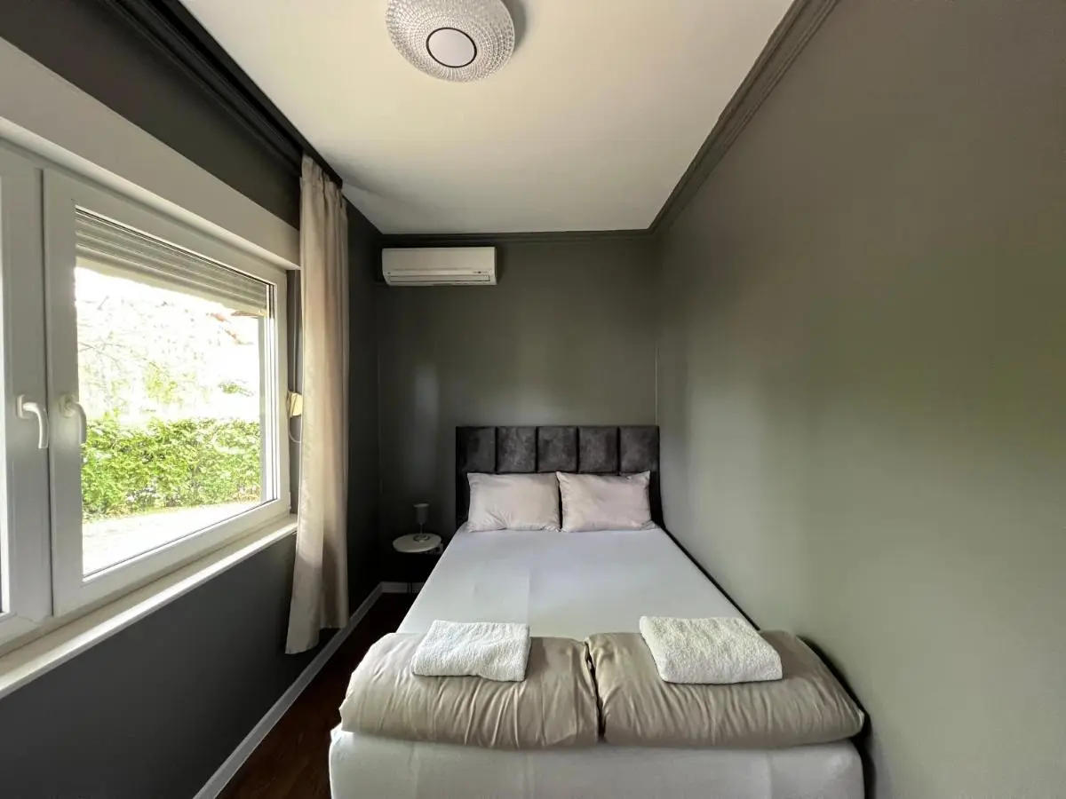 Lux apartments Crystal-center