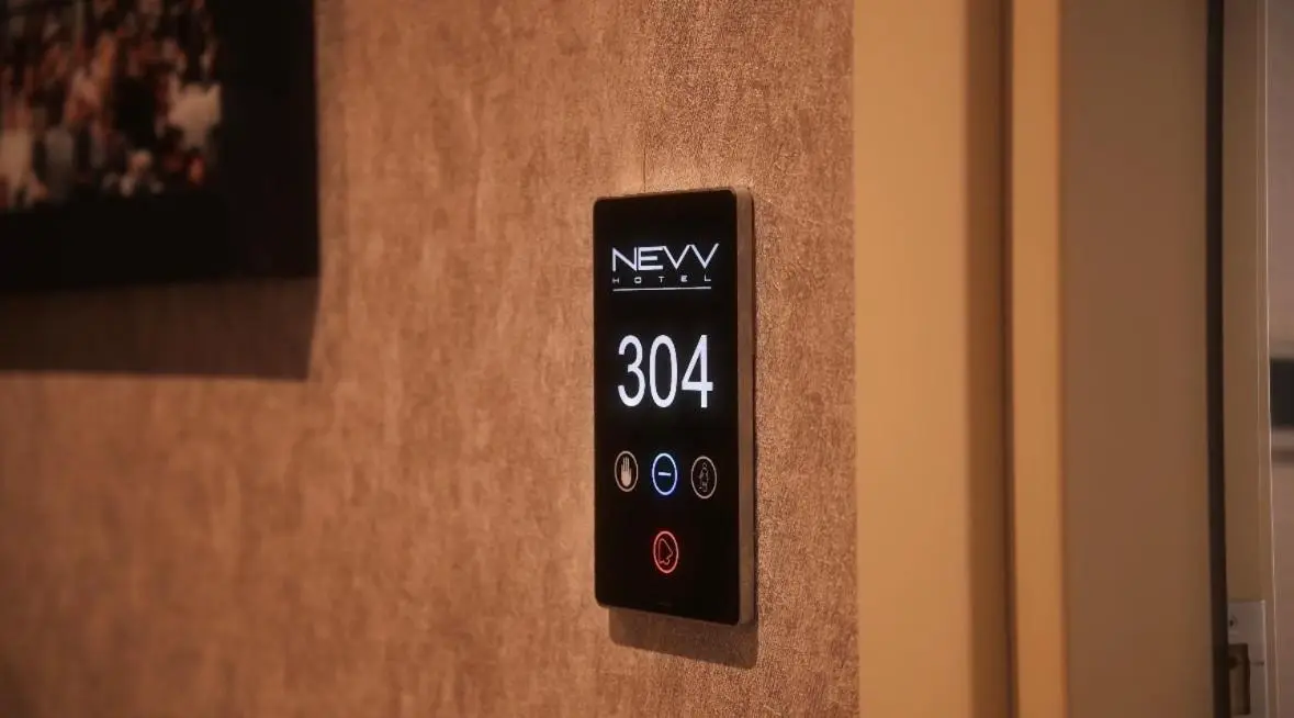 Nevv City Hotel