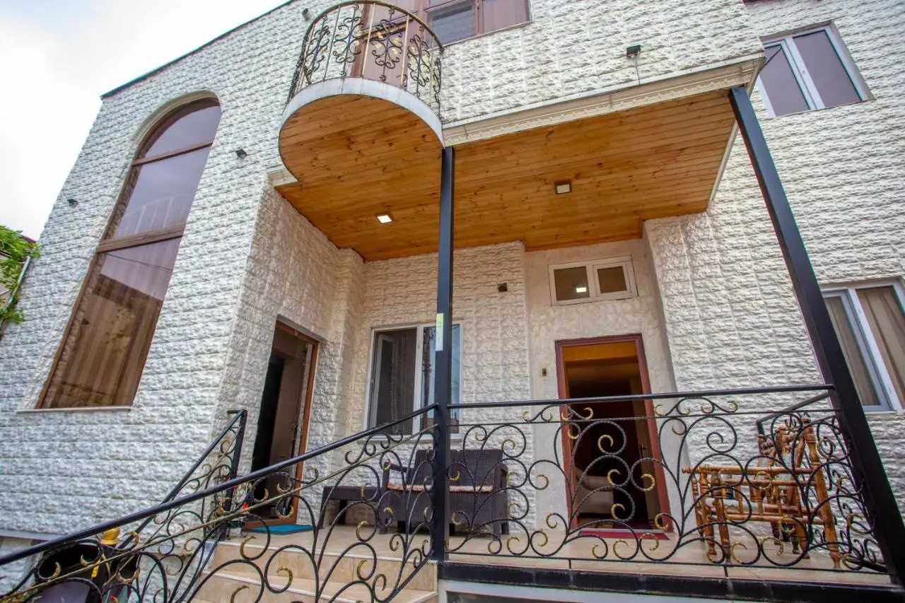 HOTEL VLADi