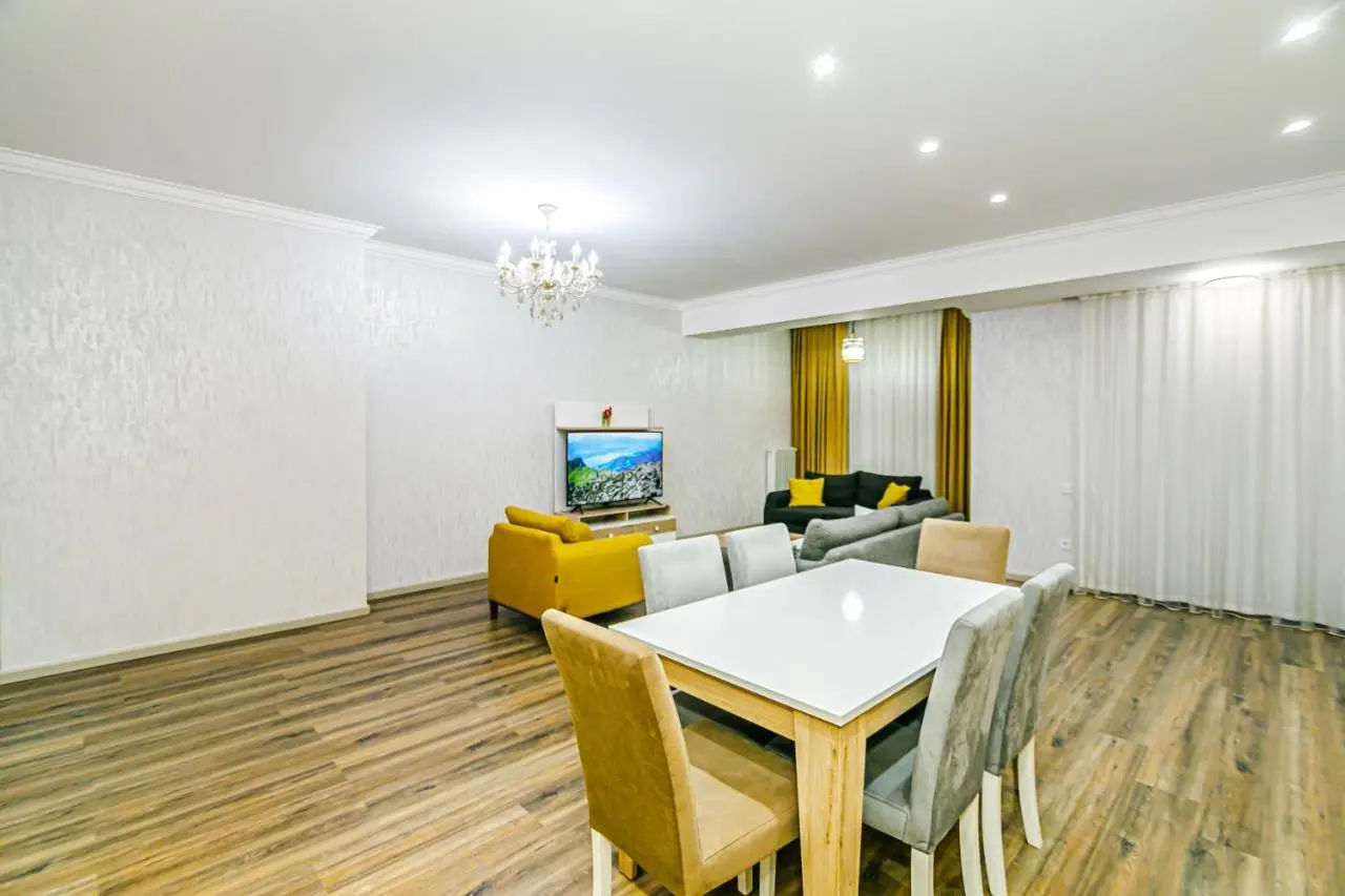 Park Azure Sea View Vip Apartment by Baku Housing