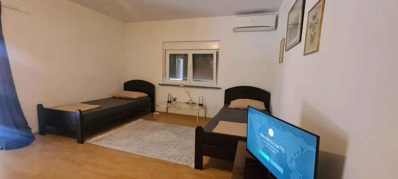 Apartments Discovery 2