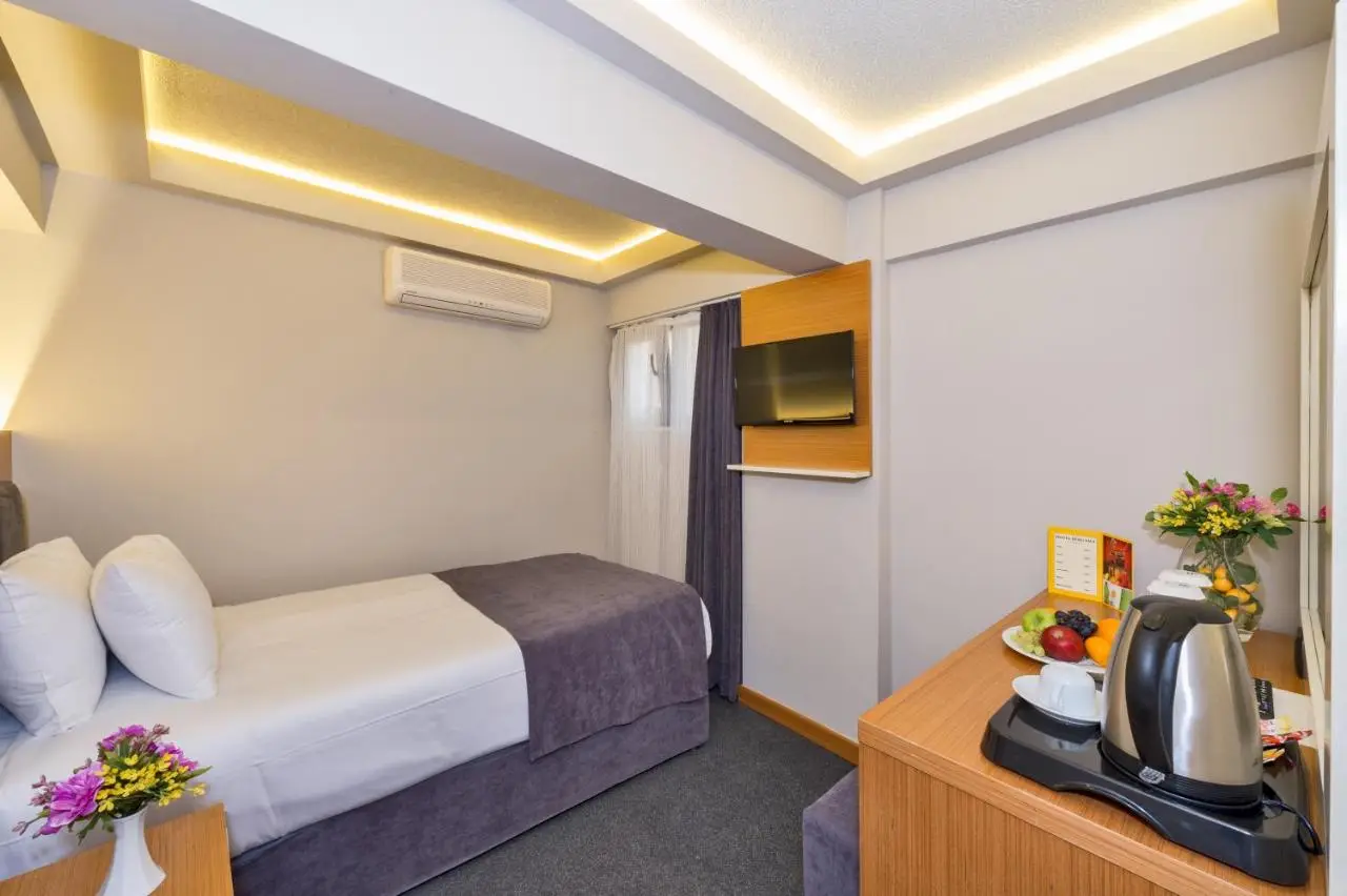 Bergama Hotel Old City