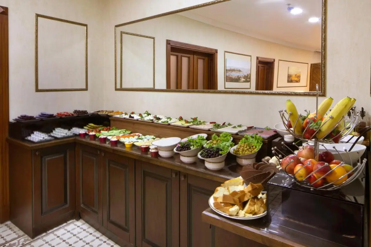 Bender Hotel - Old City