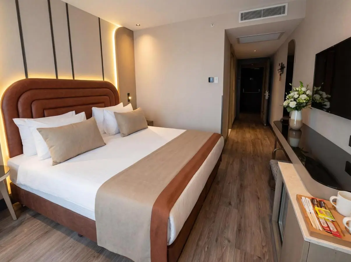 Edition Old City Hotel