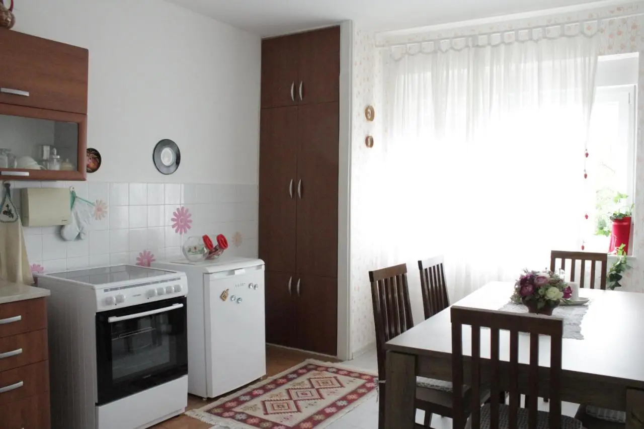 Apartman ZORA s bazenom sa slanom vodom - nova sezona!