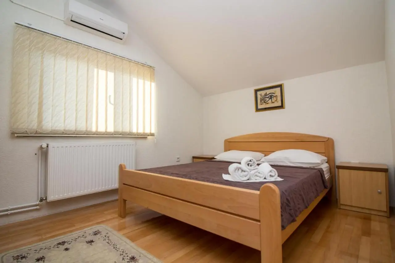 Hotel Piramida Sunca