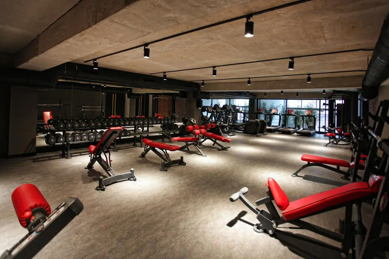 L.M Club Hotel