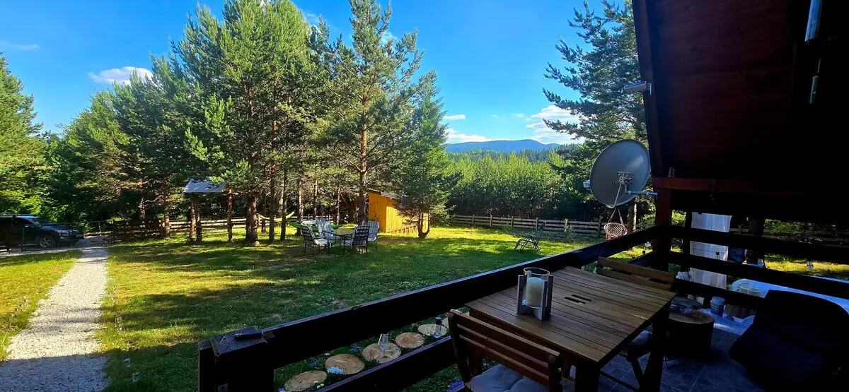 Cozy Forest Hut near Sarajevo with outdoor hot tub