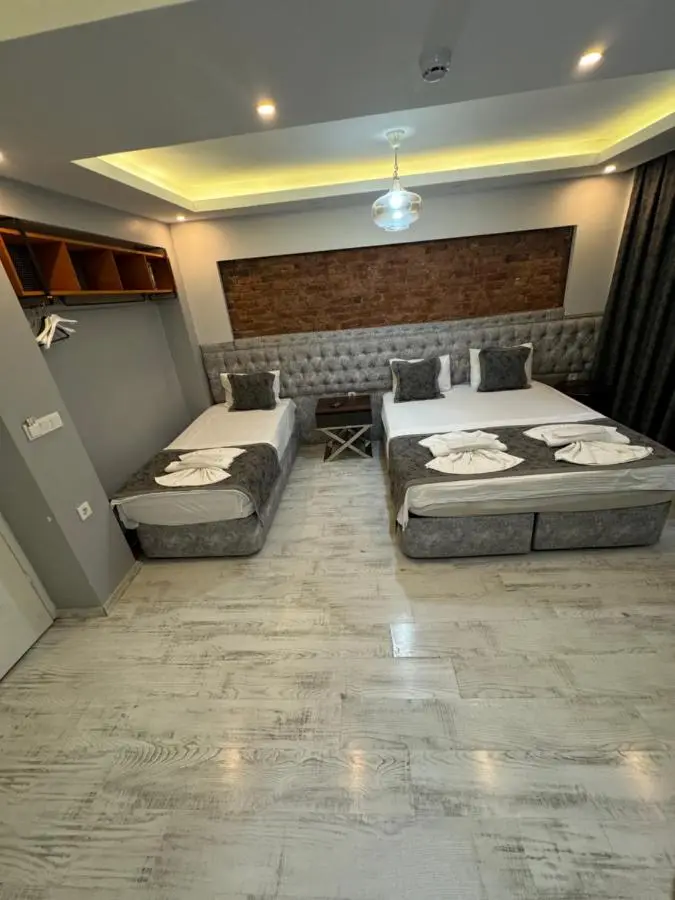 Arat Apartments