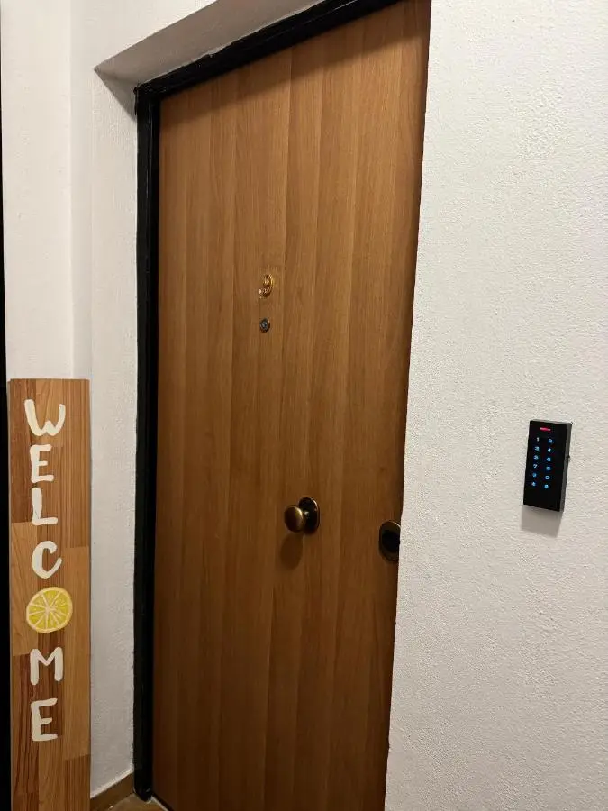 Silent Apartments