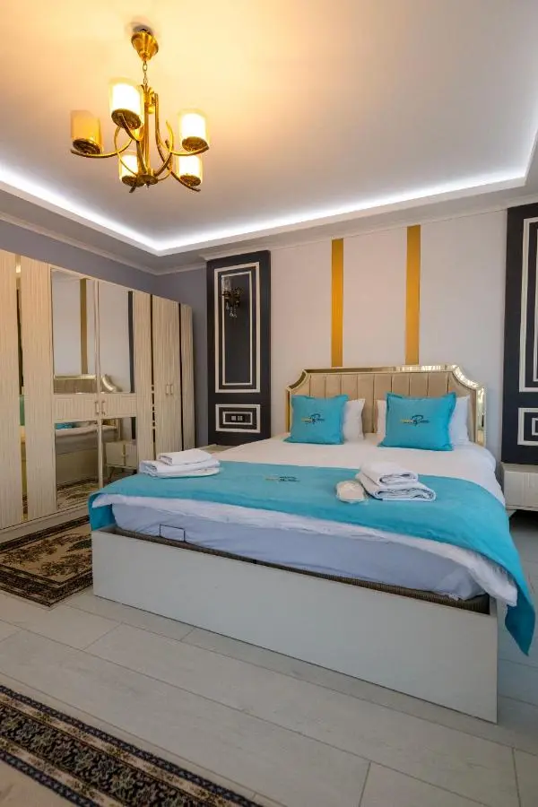 Poison Garden Suite & SPA