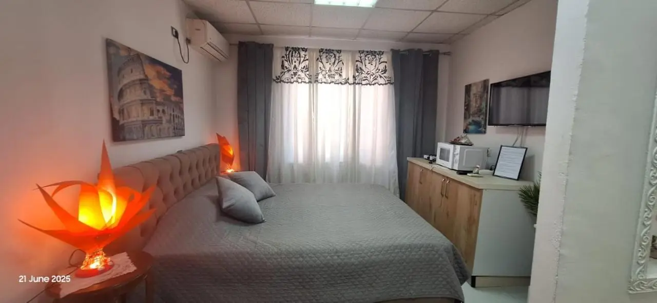 Oasis Studio apartment in Tirana near bus station