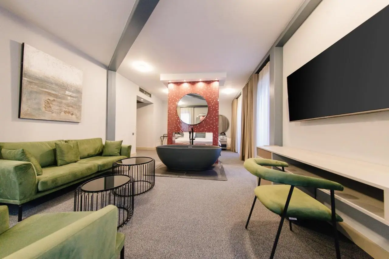 STROFI Boutique Hotel