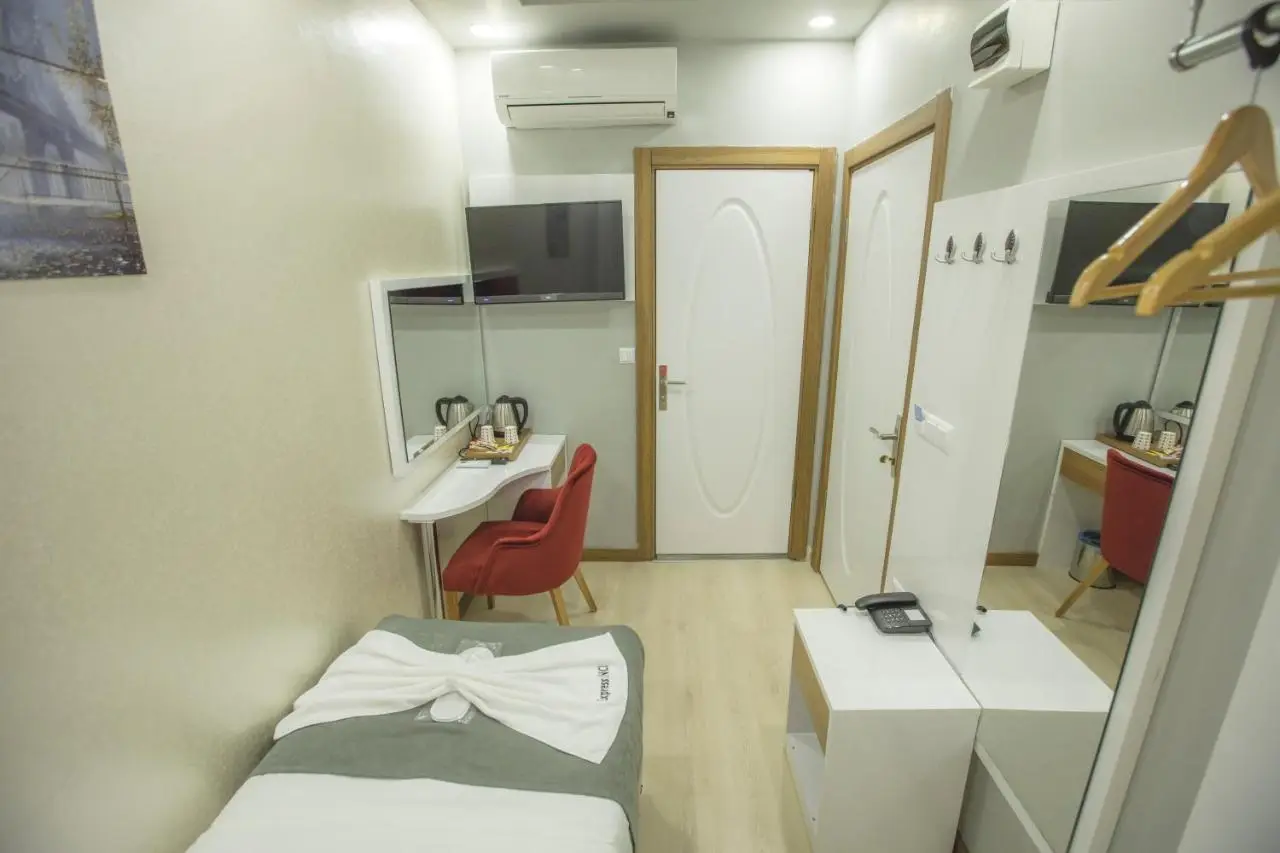 Express İnci Hotel