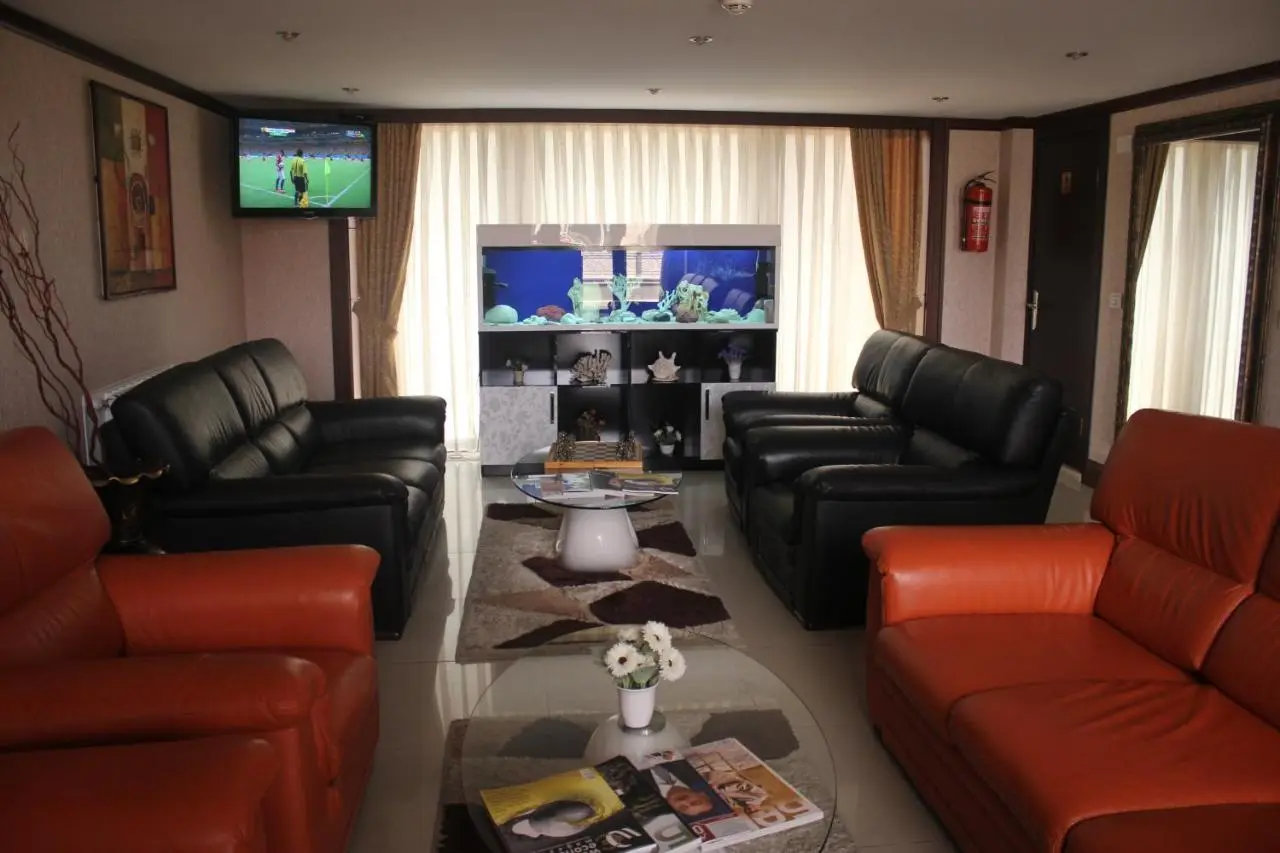 Alp Inn Hotel