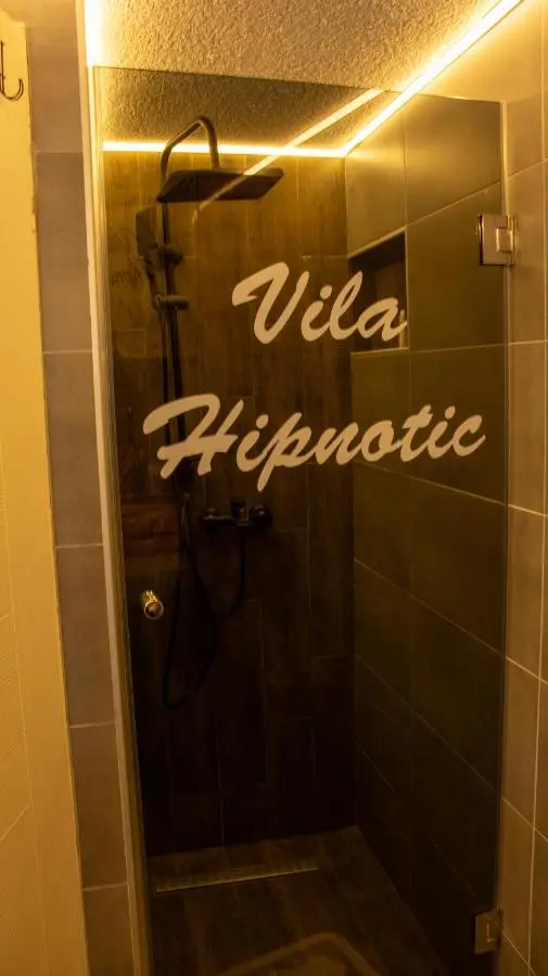 Villa Hipnotic