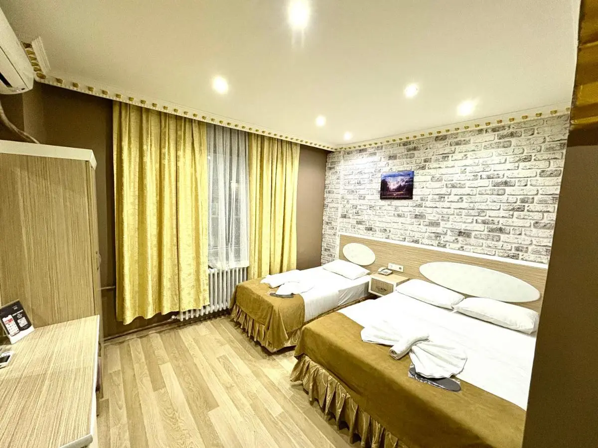 Grand Oral Hotel