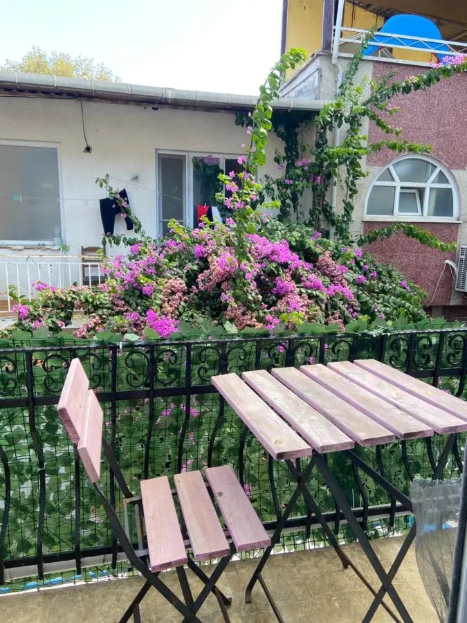 Büyükada Çarşı Pansiyon