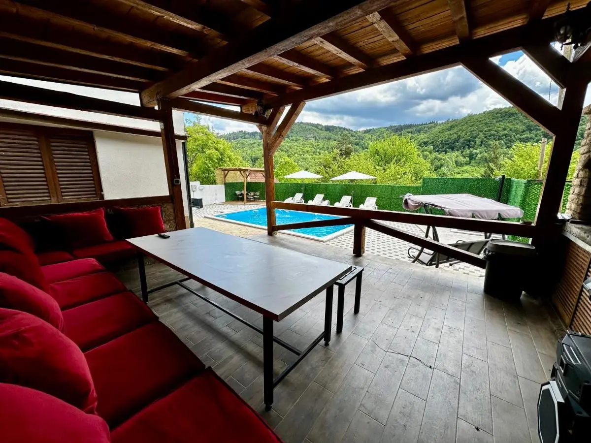 Villa IMAN