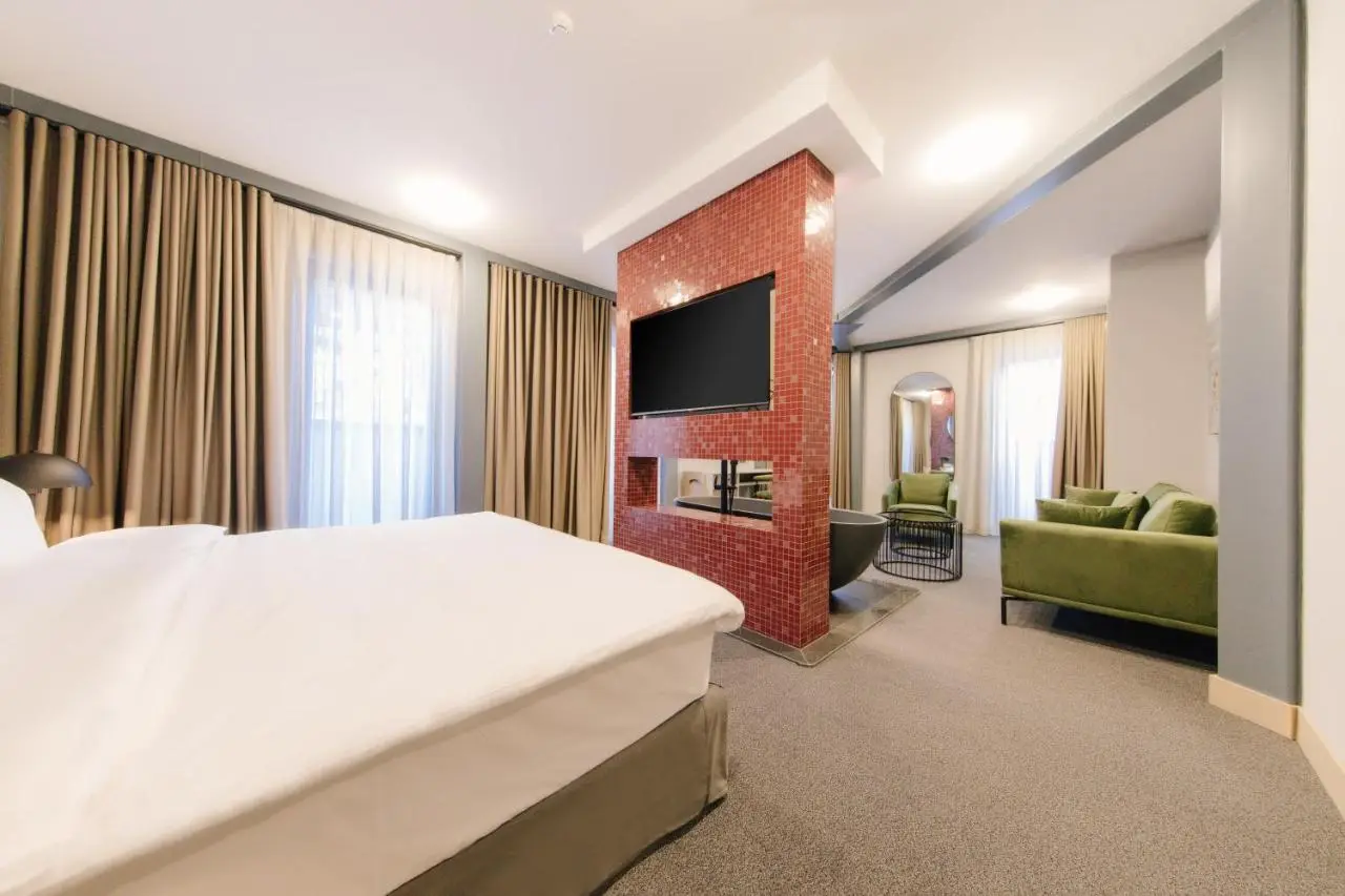 STROFI Boutique Hotel