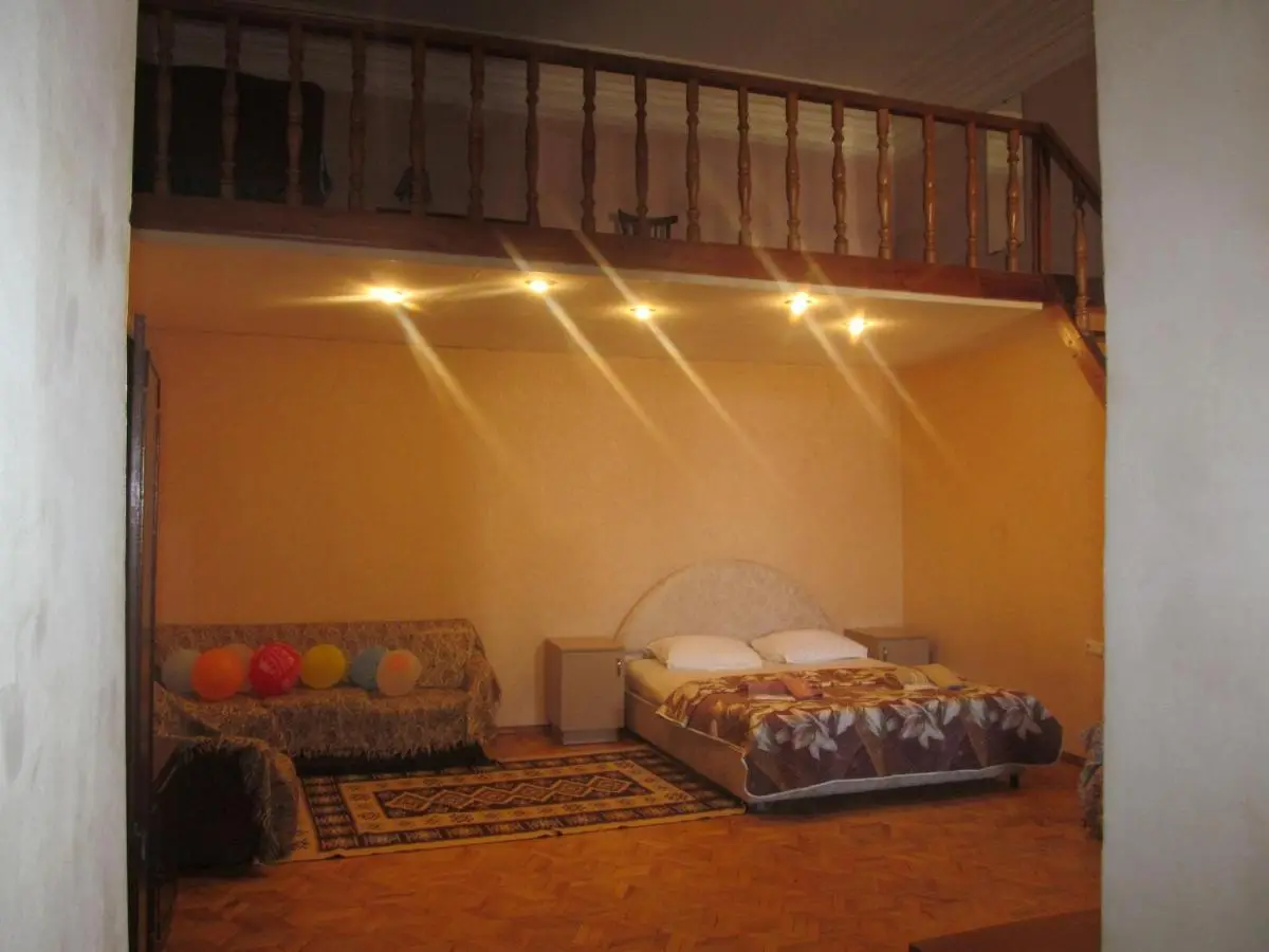 Grandma`s Hotel