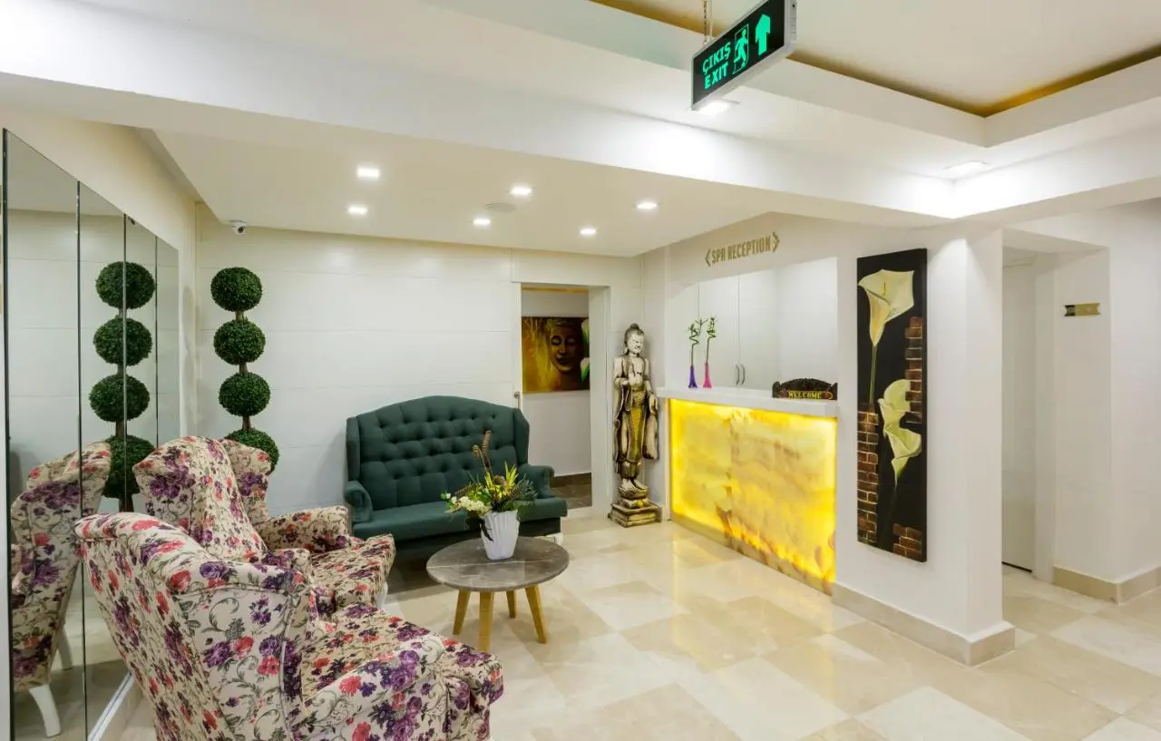 Wise Hotel & Spa - Adults Only
