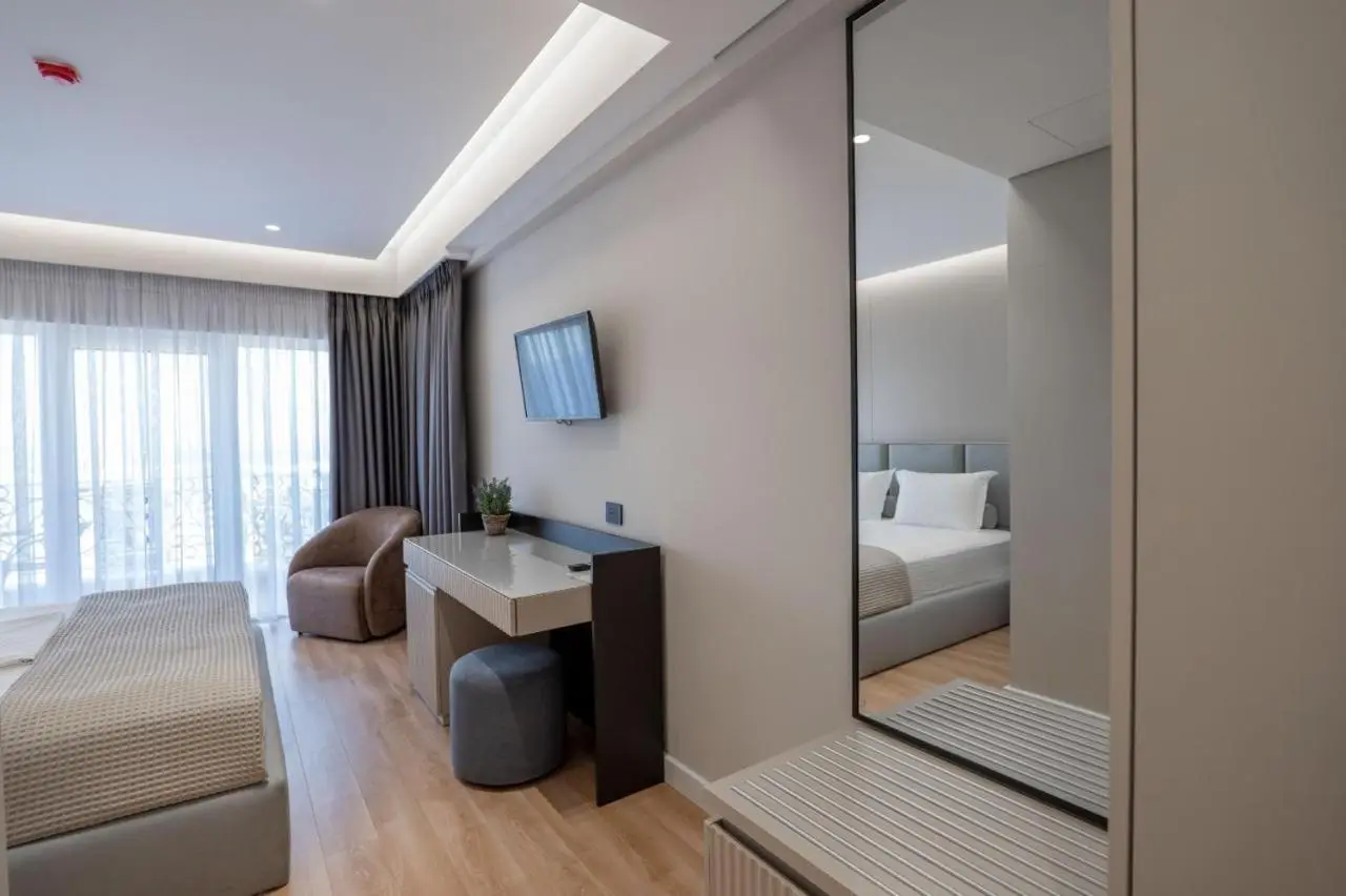 AMI MAR Hotel